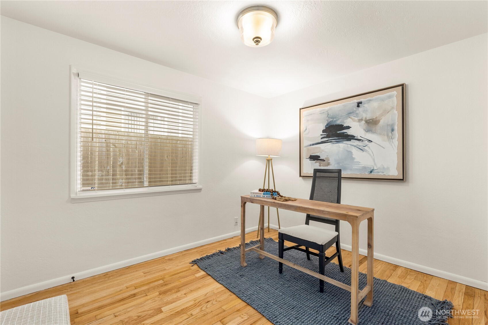 14052 Midvale Avenue North Seattle, WA 98133 - Photo 22 of 29