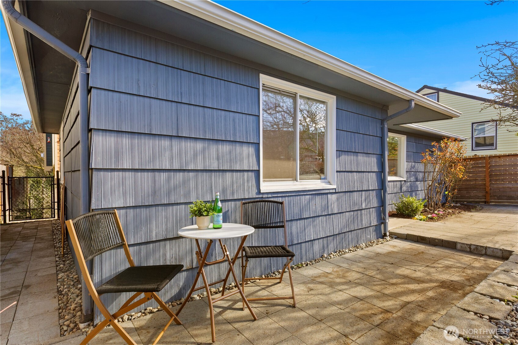 14052 Midvale Avenue North Seattle, WA 98133 - Photo 25 of 29