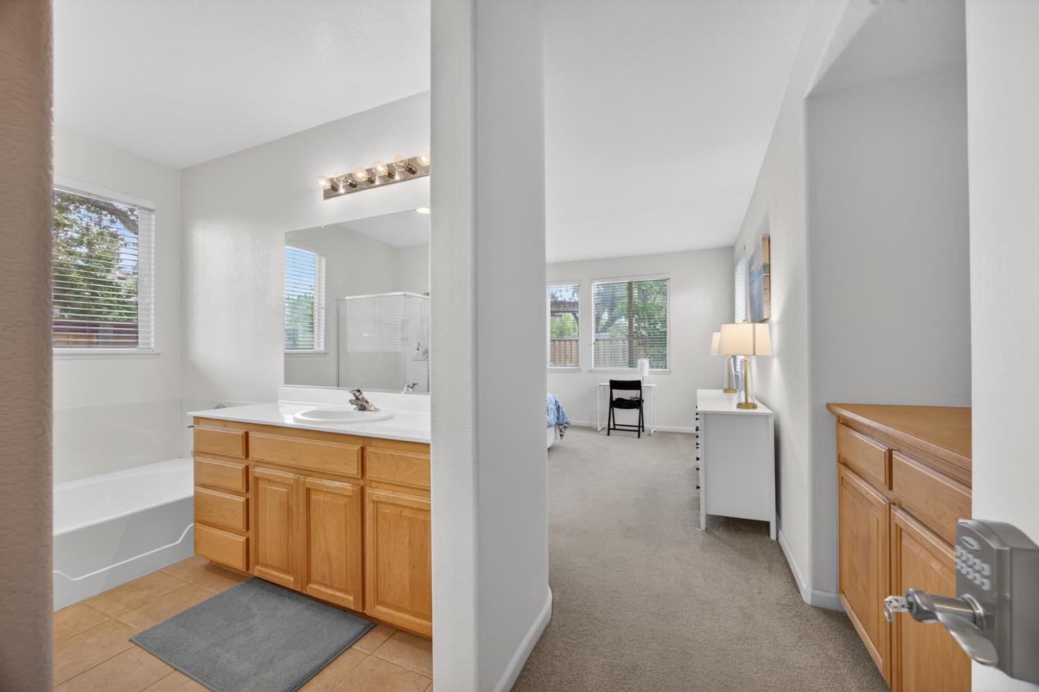34 Riverscape Court Sacramento, CA 95833 - Photo 24 of 61