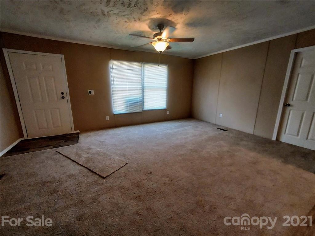 175 Franklin Knoll Road Alexander, NC 28701 - Photo 13 of 23 Gallery Image 13