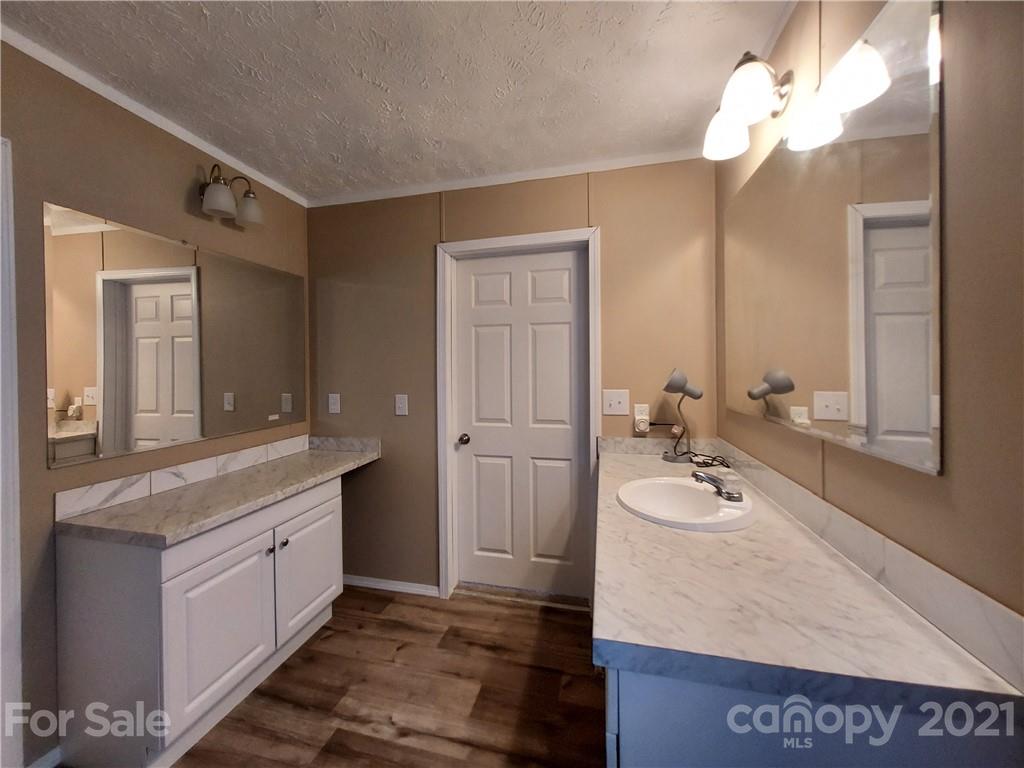 175 Franklin Knoll Road Alexander, NC 28701 - Photo 17 of 23 Gallery Image 17
