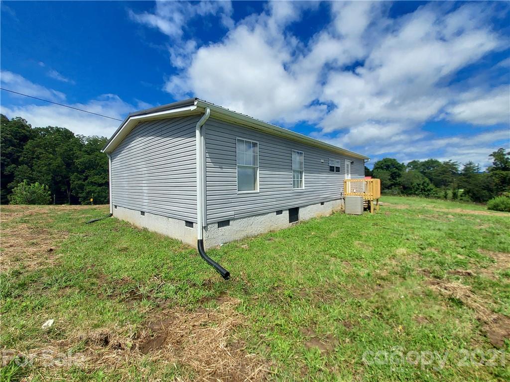 175 Franklin Knoll Road Alexander, NC 28701 - Photo 5 of 23 Gallery Image 5
