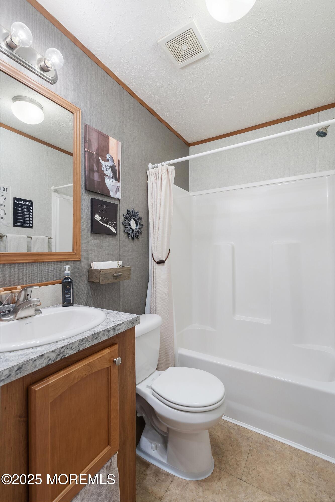 45 Beaver Avenue Whiting, NJ 08759 - Photo 14 of 19 Full Bath