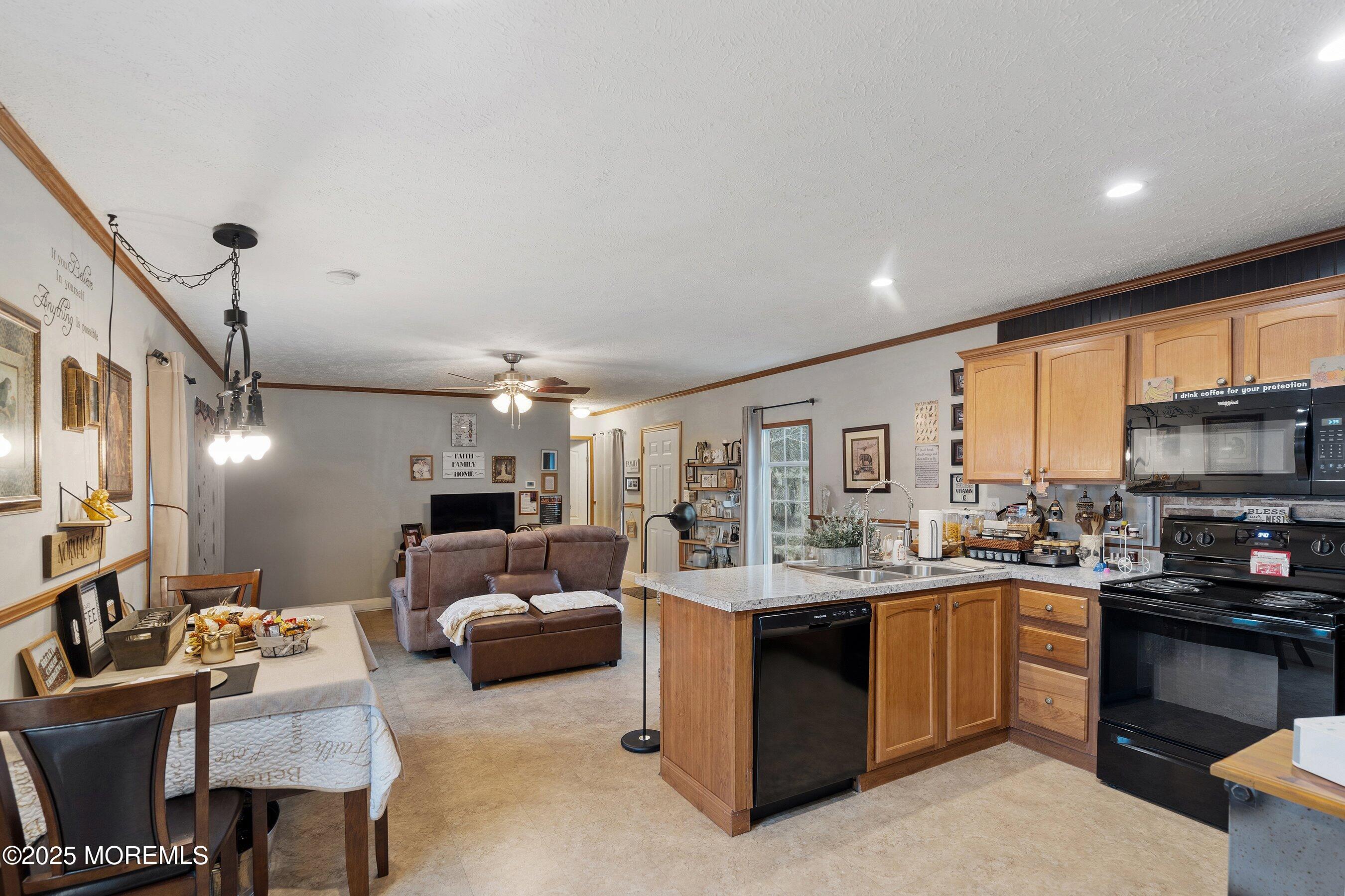 45 Beaver Avenue Whiting, NJ 08759 - Photo 9 of 19 08-Dining Living Kitchen