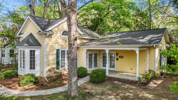 $750,000 | 554 South Main Street, Wake Forest, NC 27587