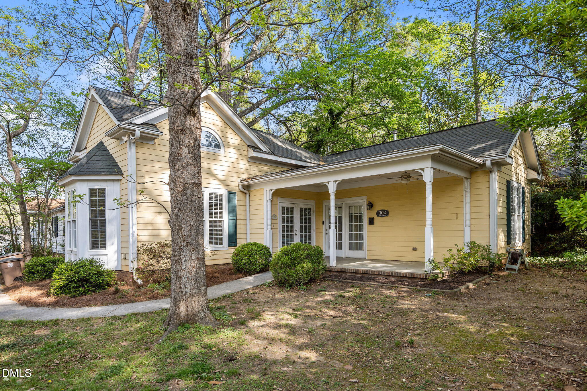 554 South Main Street Wake Forest, NC 27587 - Photo 75 of 78 front view of a house with a yard