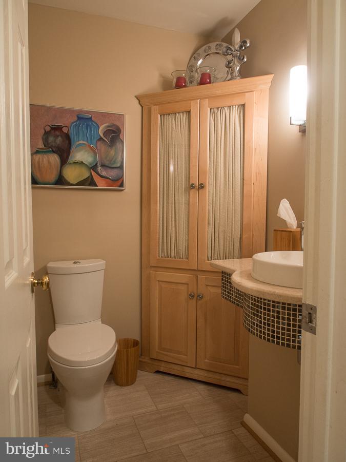 2228 Cedar Cove Court Reston, VA 20191 - Photo 9 of 27 Bath