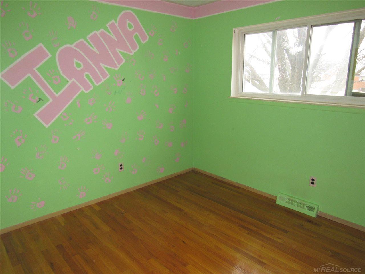 4389 East 12 Mile Road Warren, MI 48092 - Photo 29 of 35