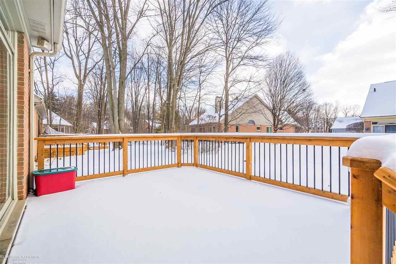 1151 Bluebird Drive Rochester, MI 48307 - Photo 7 of 49 31369477-6.JPG