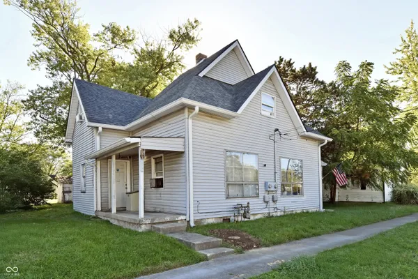 $160,000 | 507 South Pennsylvania Street, Greenfield, IN 46140