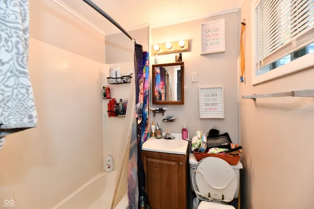 $160,000 | 507 South Pennsylvania Street, Greenfield, IN 46140