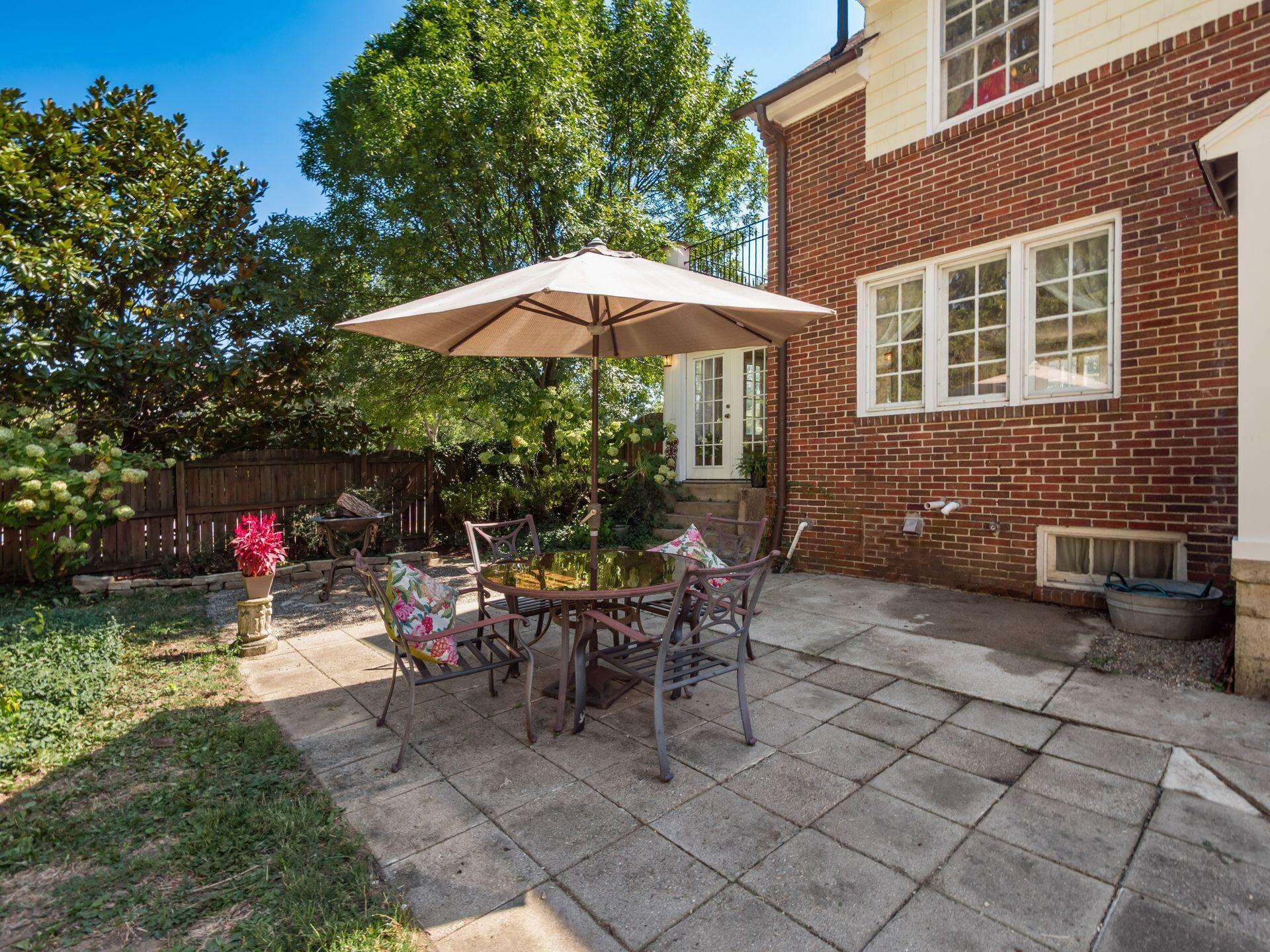 2424 Sherwood Road Bexley, OH 43209 - Photo 65 of 92 Rear Patio