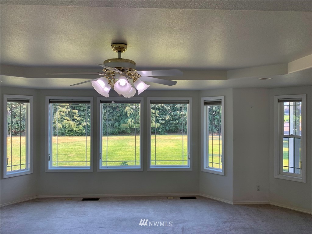 5703 Ahtanum Road Yakima, WA 98903 - Photo 11 of 39 Gallery Image 11