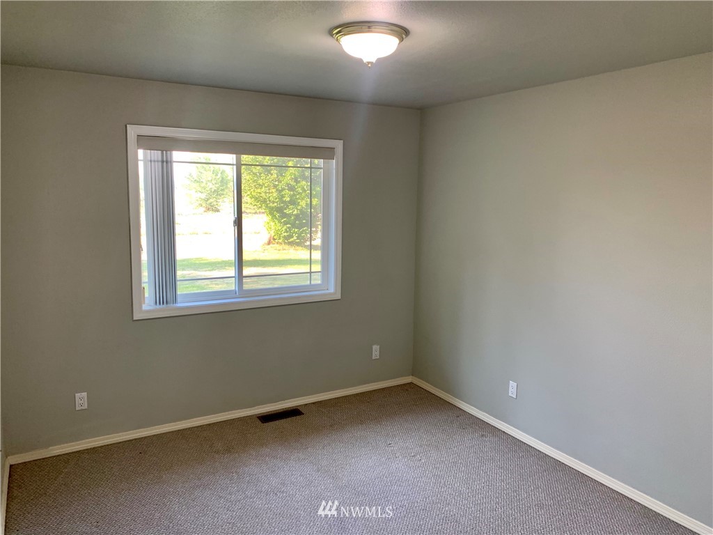 5703 Ahtanum Road Yakima, WA 98903 - Photo 28 of 39 Gallery Image 28
