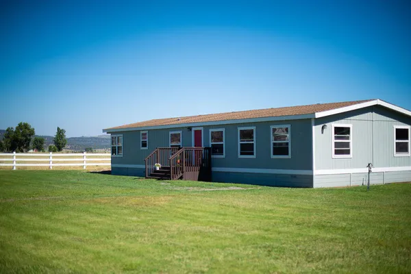 $378,000 | 2806 Front Street, Malin, OR 97632