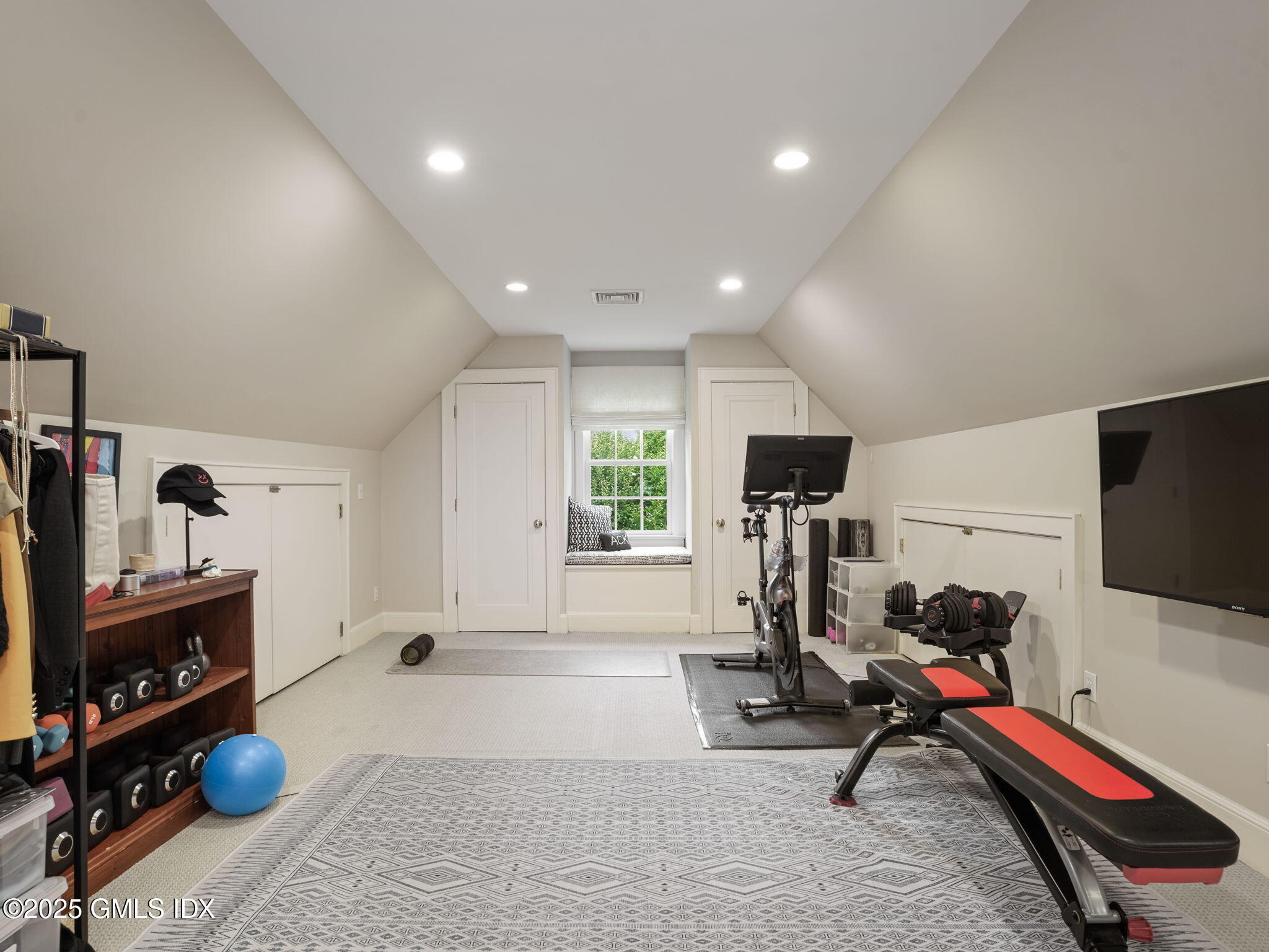 143 Lockwood Road Riverside, CT 06878 - Photo 21 of 39 a view of a room with gym equipment