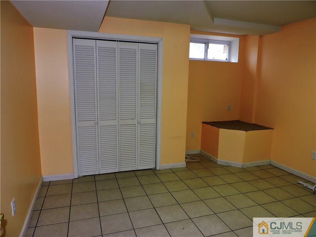 206 Hawthorne Road North Brunswick, NJ 08902 - Photo 18 of 24 a view of an empty room
