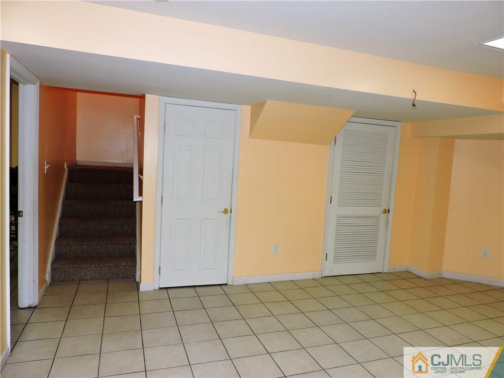 206 Hawthorne Road North Brunswick, NJ 08902 - Photo 20 of 24 a view of an empty room