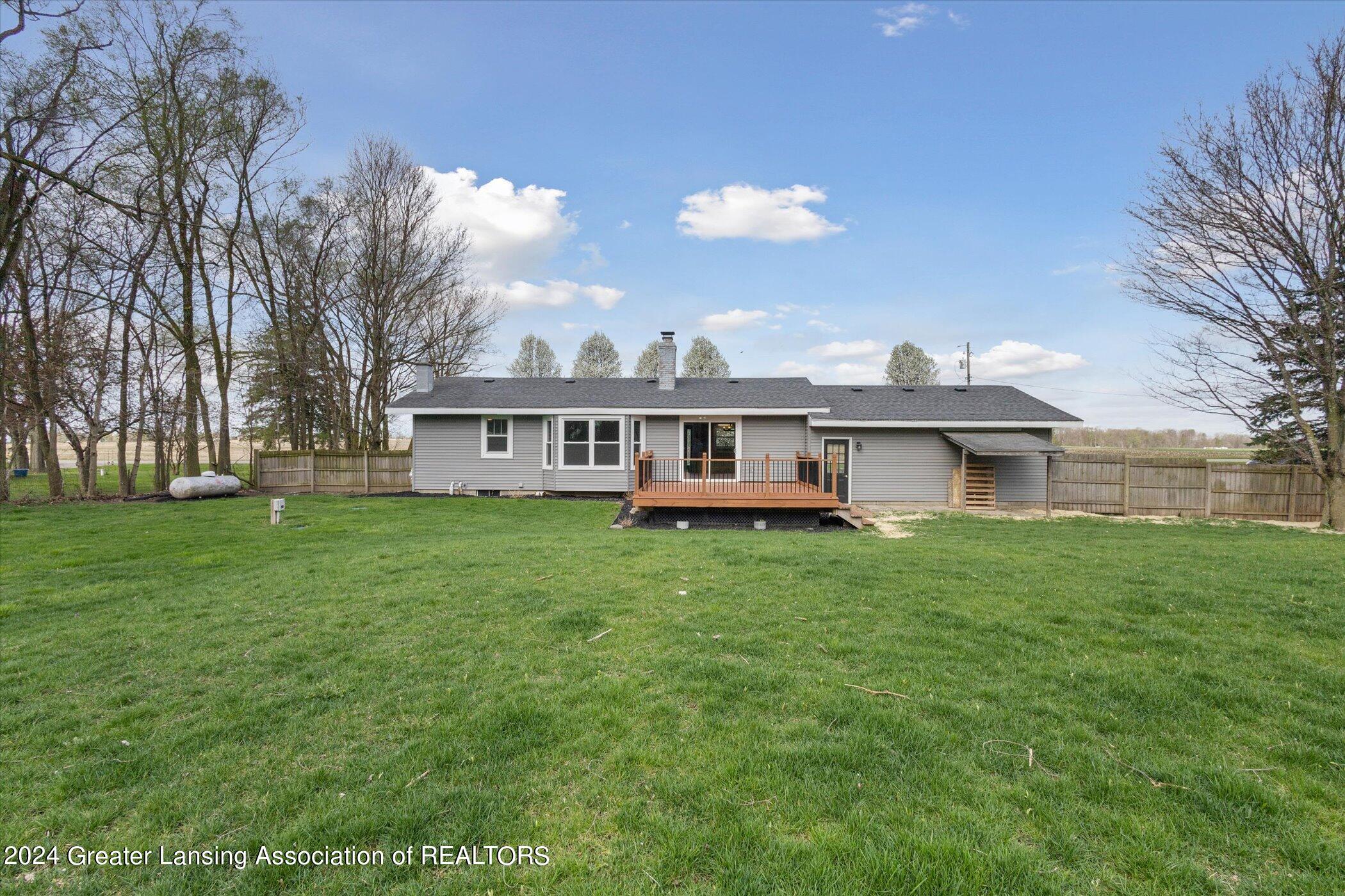 8378 North Cochran Road Grand Ledge, MI 48837 - Photo 32 of 40 34-8378-N-Cochran-Rd-Grand-Ledge-MI-4883