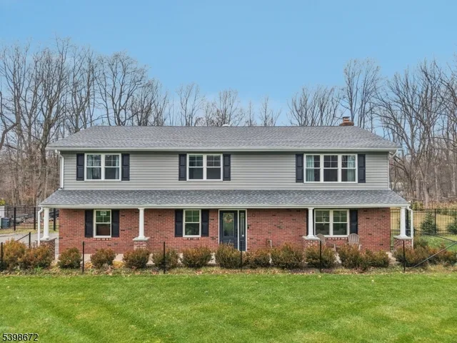 $839,900 | 22 Cooper Lane, Chester, NJ 07930