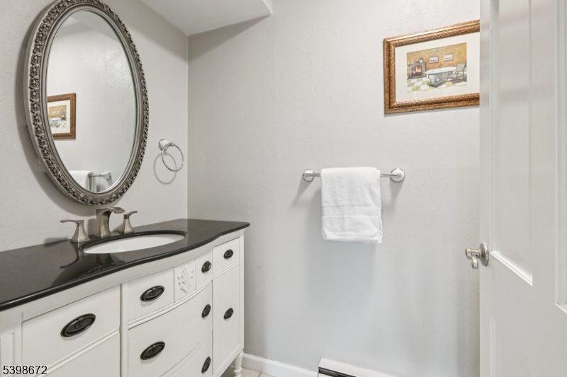 22 Cooper Lane Chester, NJ 07930 - Photo 10 of 35