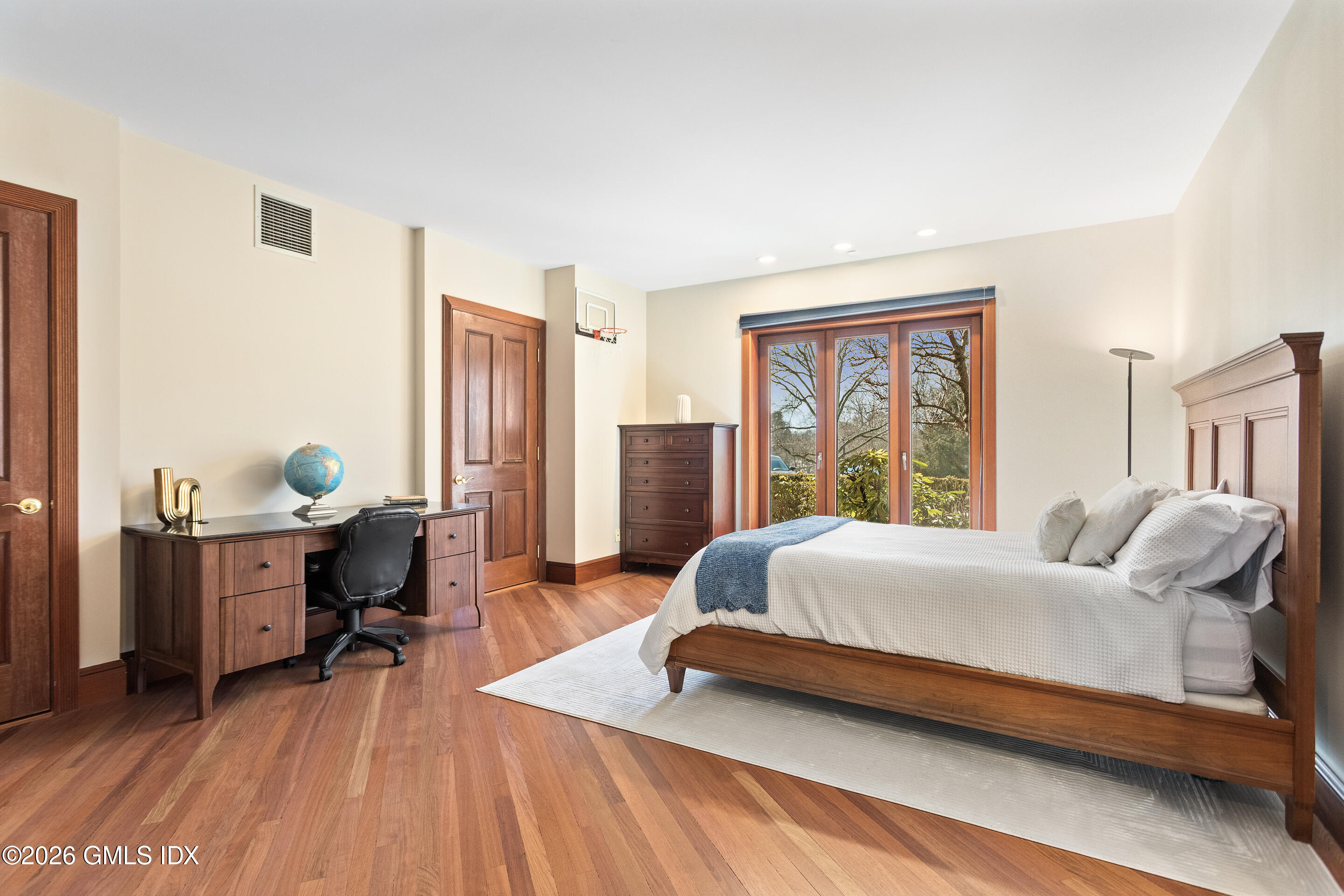 386 North Street Greenwich, CT 06830 - Photo 22 of 31 Bedroom 2