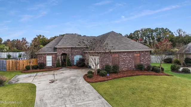 $315,000 | 260 Rockbridge Drive, Madison, MS 39110