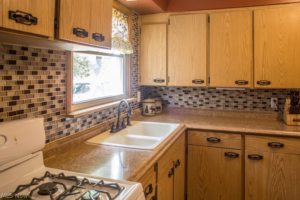 2536 Ridgewood Road Akron, OH 44313 - Photo 29 of 35