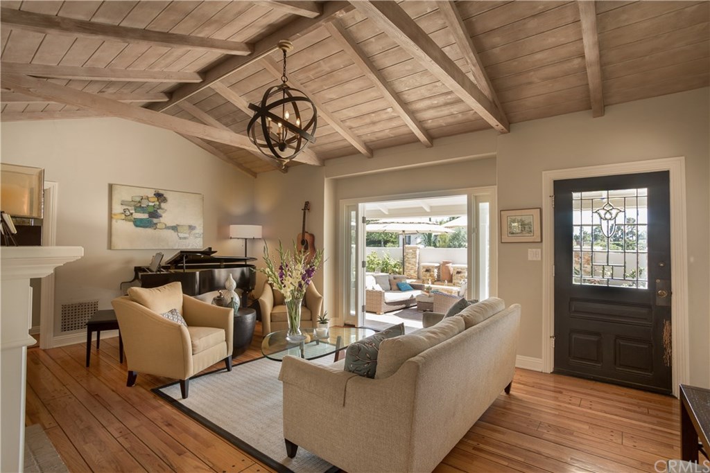 216 Emerald Bay Laguna Beach, CA 92651 - Photo 2 of 19