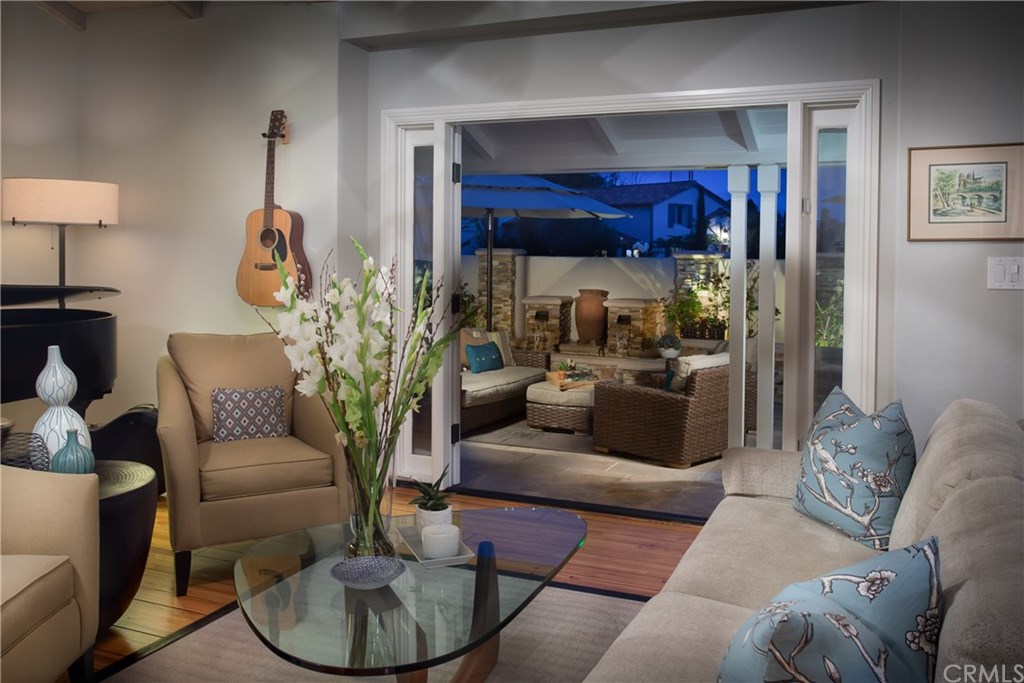 216 Emerald Bay Laguna Beach, CA 92651 - Photo 7 of 19