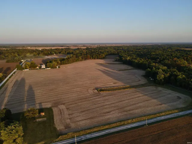 $756,000 | 1000 North 300 Street, Perrysville, IN 47974