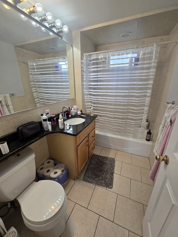 25 Raymond Street, Unit 2 Boston, MA 02134 - Photo 7 of 8