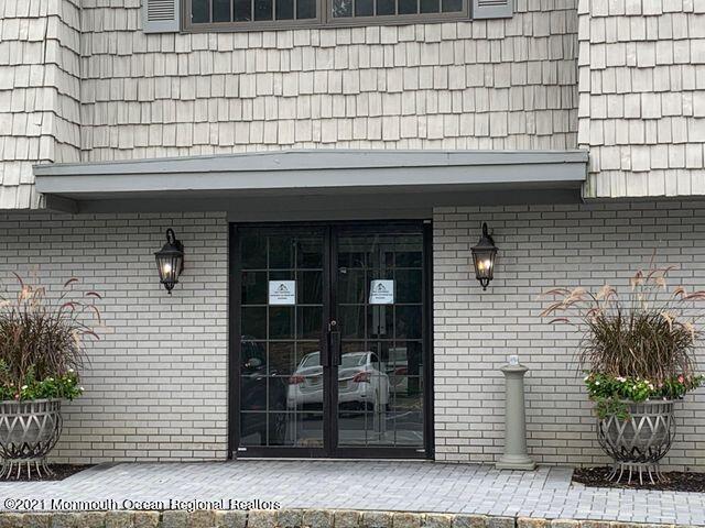 34 State Route, Unit 325 Holmdel, NJ 07733 - Photo 2 of 4 Rental entrance