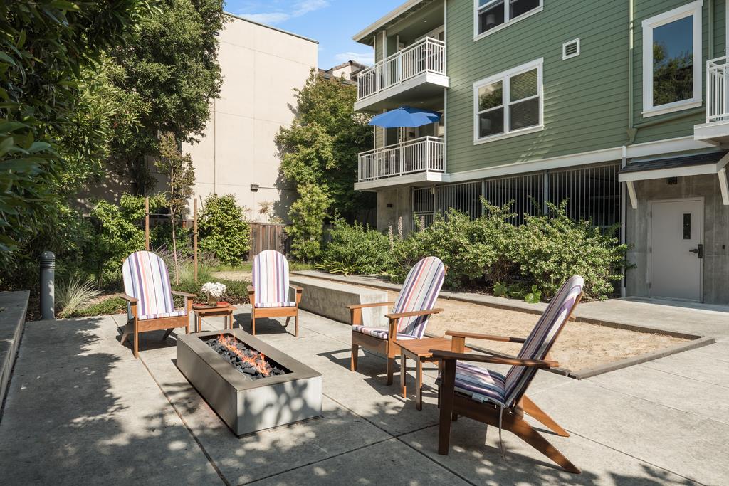 708 Frederick Street, Unit 204 Santa Cruz, CA 95062 - Photo 26 of 34 a view of backyard with outdoor seating and plants