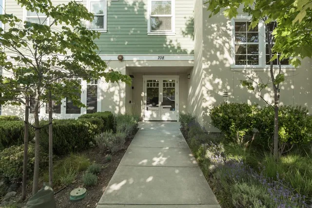 $679,000 | 708 Frederick Street, Unit 204, Santa Cruz, CA 95062