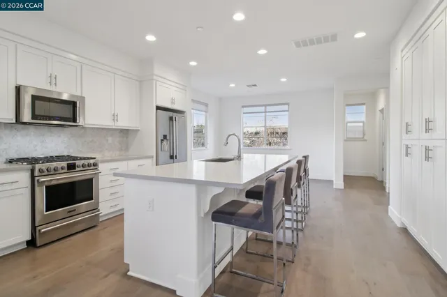 $880,000 | 257 Bolt Court, Hayward, CA 94544