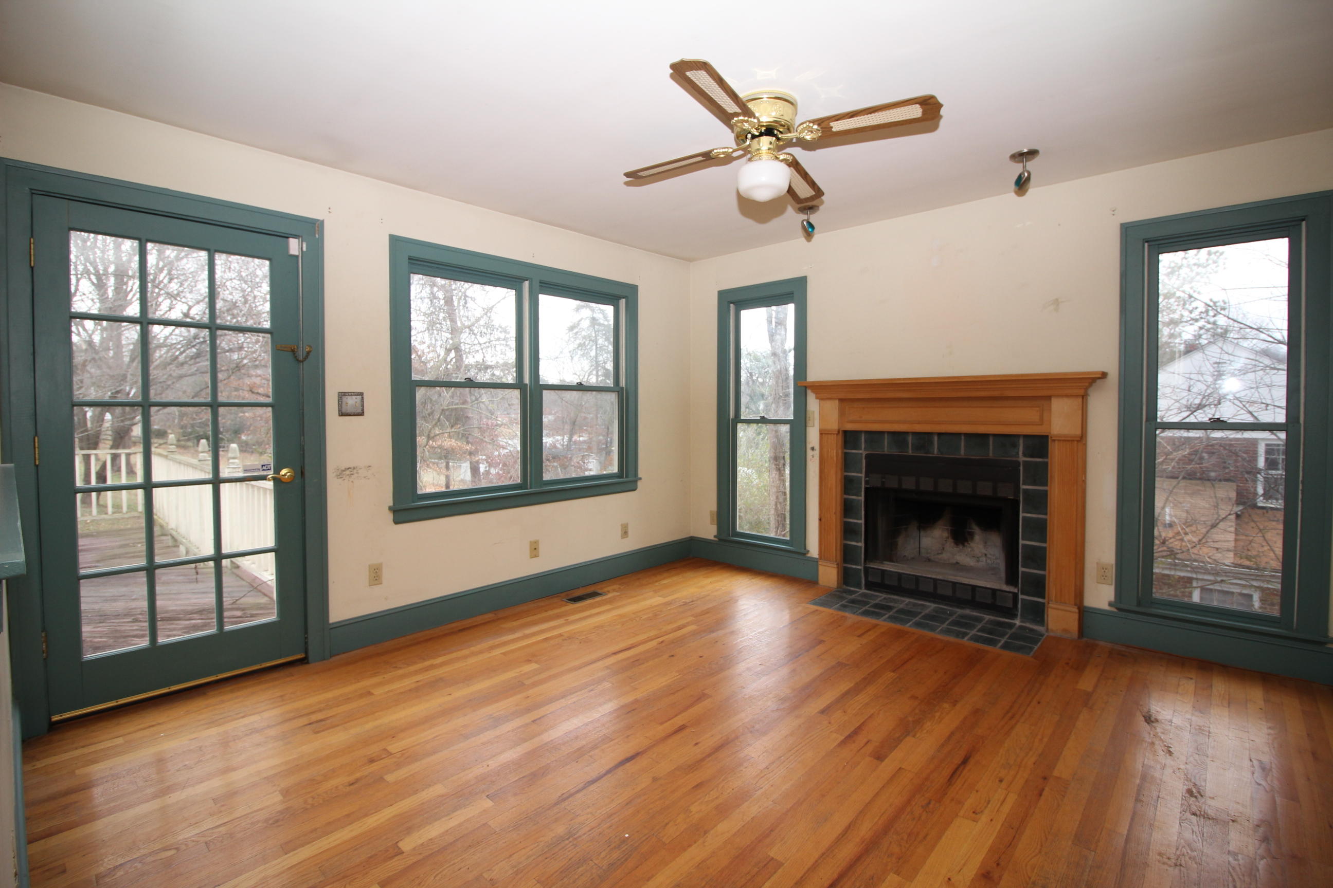 3236 Lawndale Road Roanoke, VA 24018 - Photo 19 of 21 18