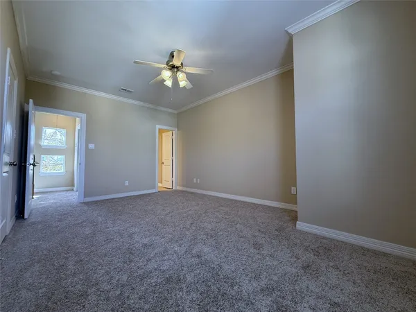 $2,750 | 5305 Egbert Street, Unit C, Houston, TX 77007