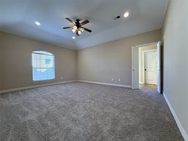 $2,750 | 5305 Egbert Street, Unit C, Houston, TX 77007
