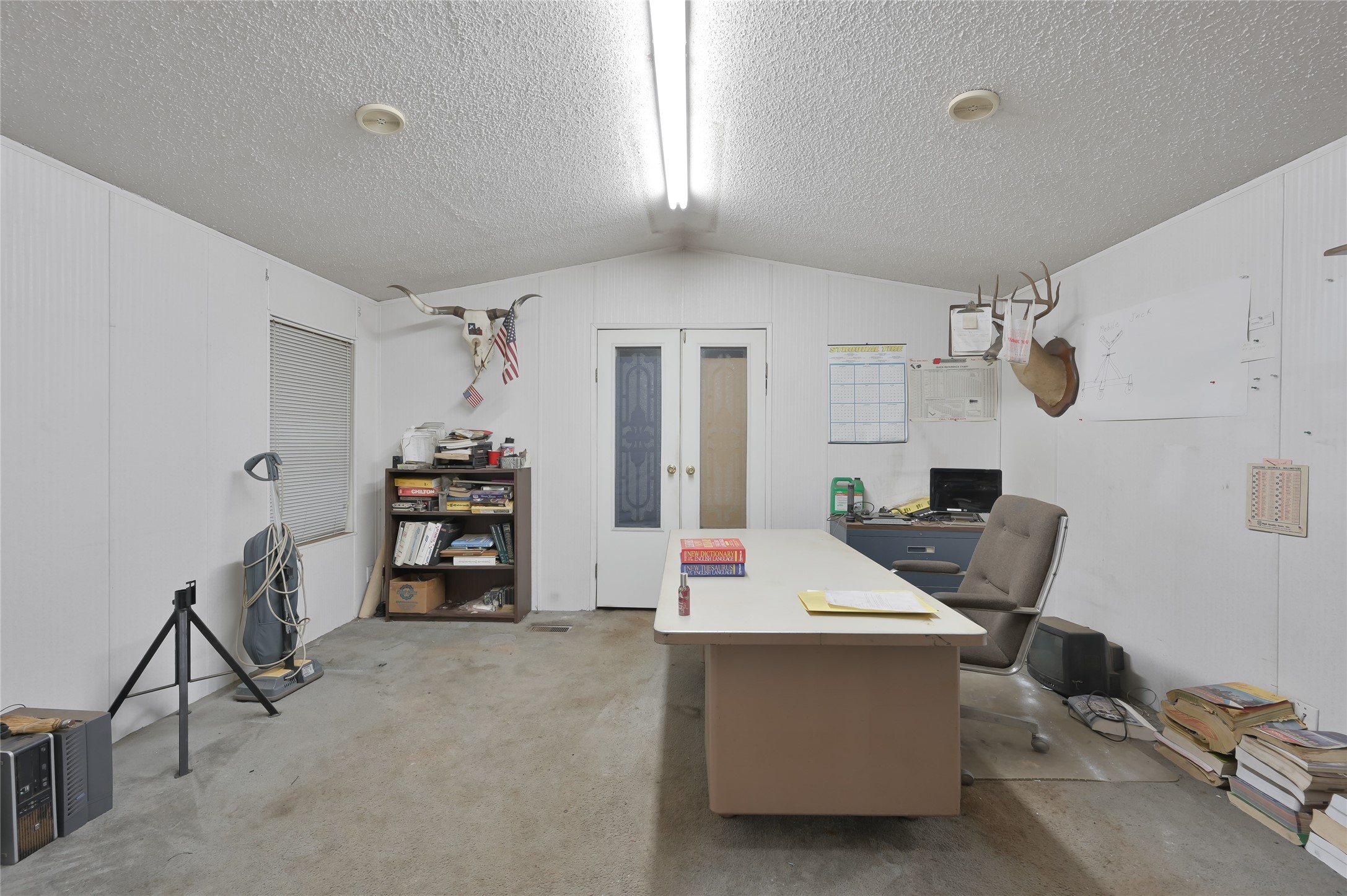 480 Bowling Road Point Blank, TX 77364 - Photo 17 of 23 a living room with furniture and a table