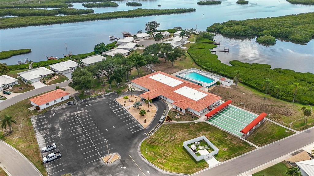 4001 Chinaberry Road Bradenton, FL 34208 - Photo 9 of 60