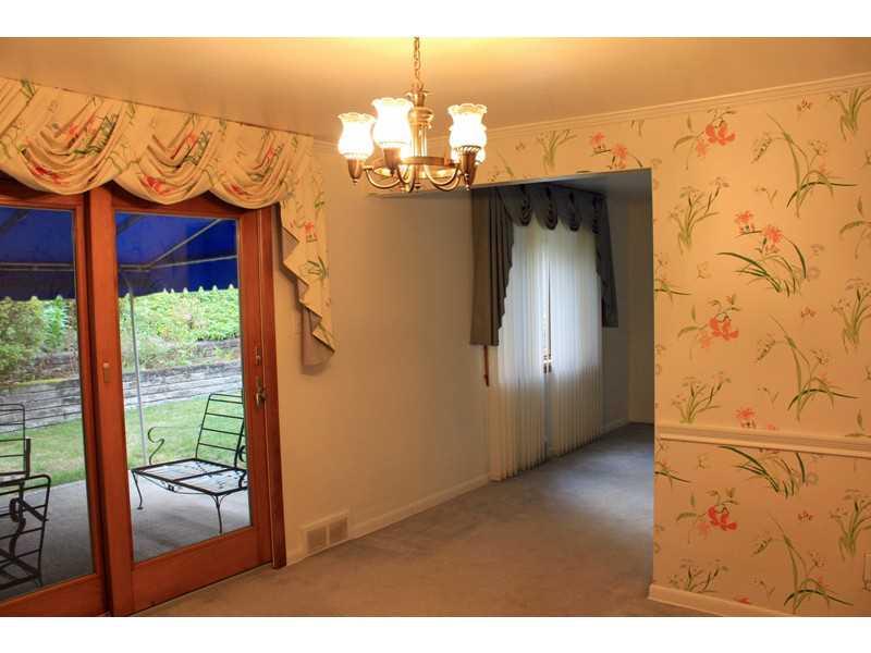 124 Washington Road Forest Hills, PA 15221 - Photo 6 of 14 Dining Room.