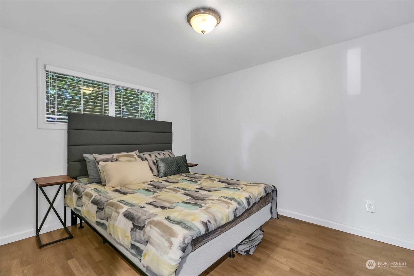 3506 Northeast 9th Street Renton, WA 98056 - Photo 11 of 13