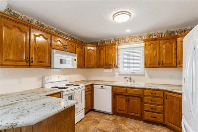 $325,000 | 7004 North Crystal Avenue, Kansas City, MO 64119