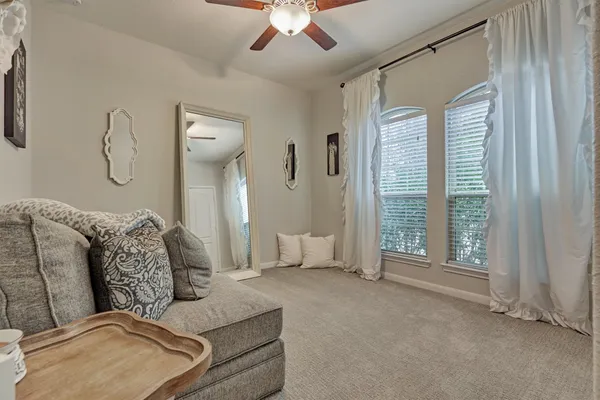 $2,900 | 204 Forest Peak Way, Montgomery, TX 77316