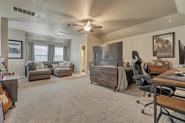 $2,900 | 204 Forest Peak Way, Montgomery, TX 77316