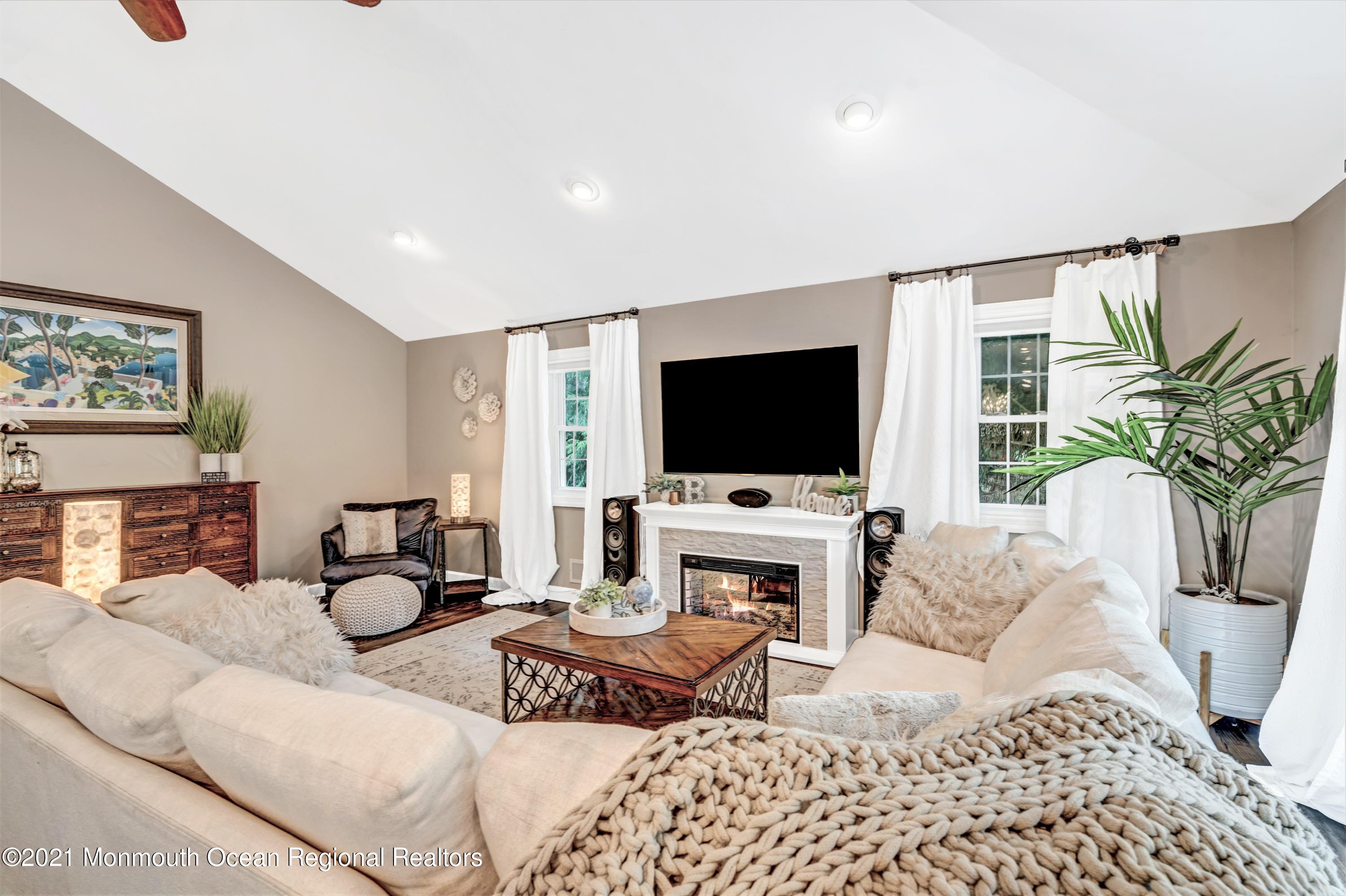 66 Bergerville Road Freehold, NJ 07728 - Photo 18 of 53 living room 2