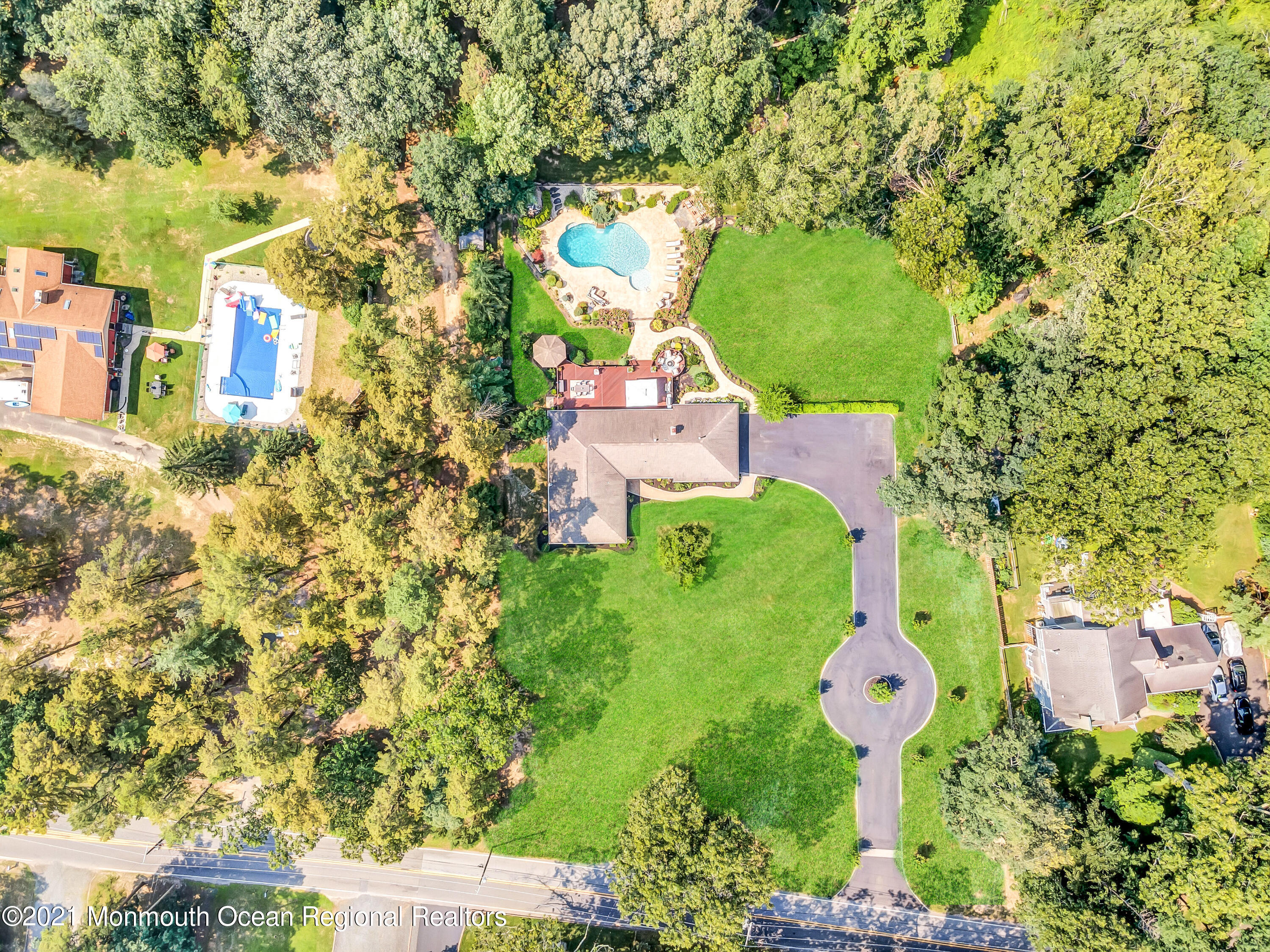 66 Bergerville Road Freehold, NJ 07728 - Photo 7 of 53 007_dji_0136_1