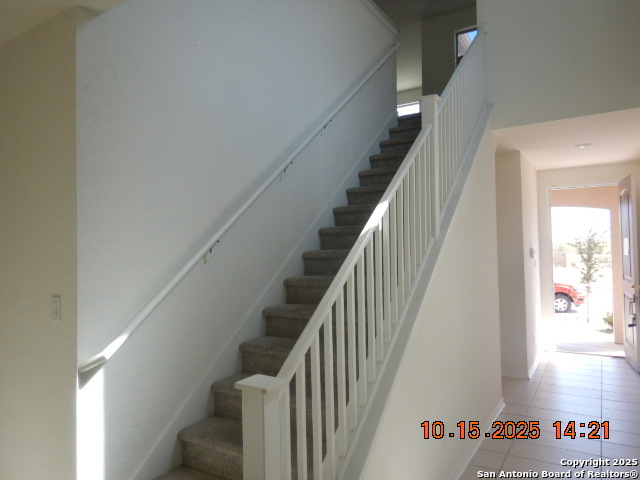 6555 Runaway Row Converse, TX 78109 - Photo 7 of 23 a view of entryway and hall