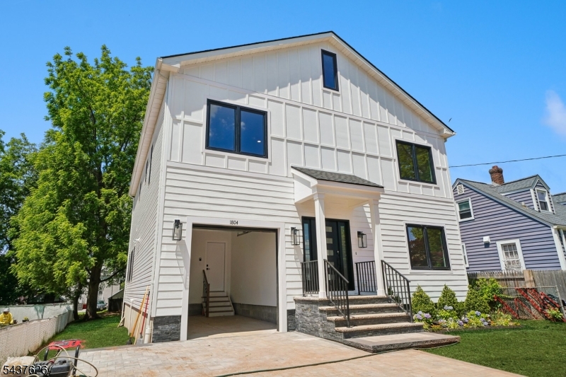1804 Rutherford Street Rahway, NJ 07065 - Photo 2 of 36